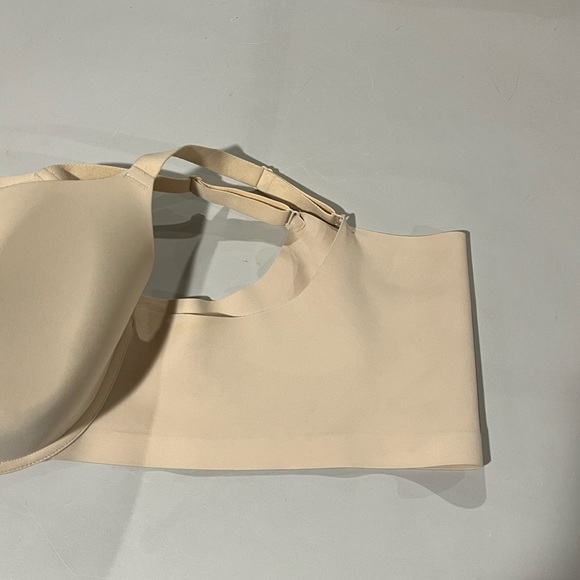 Cacique Totally Smooth Full Coverage Front-Close bra 46C - Picture 6 of 8